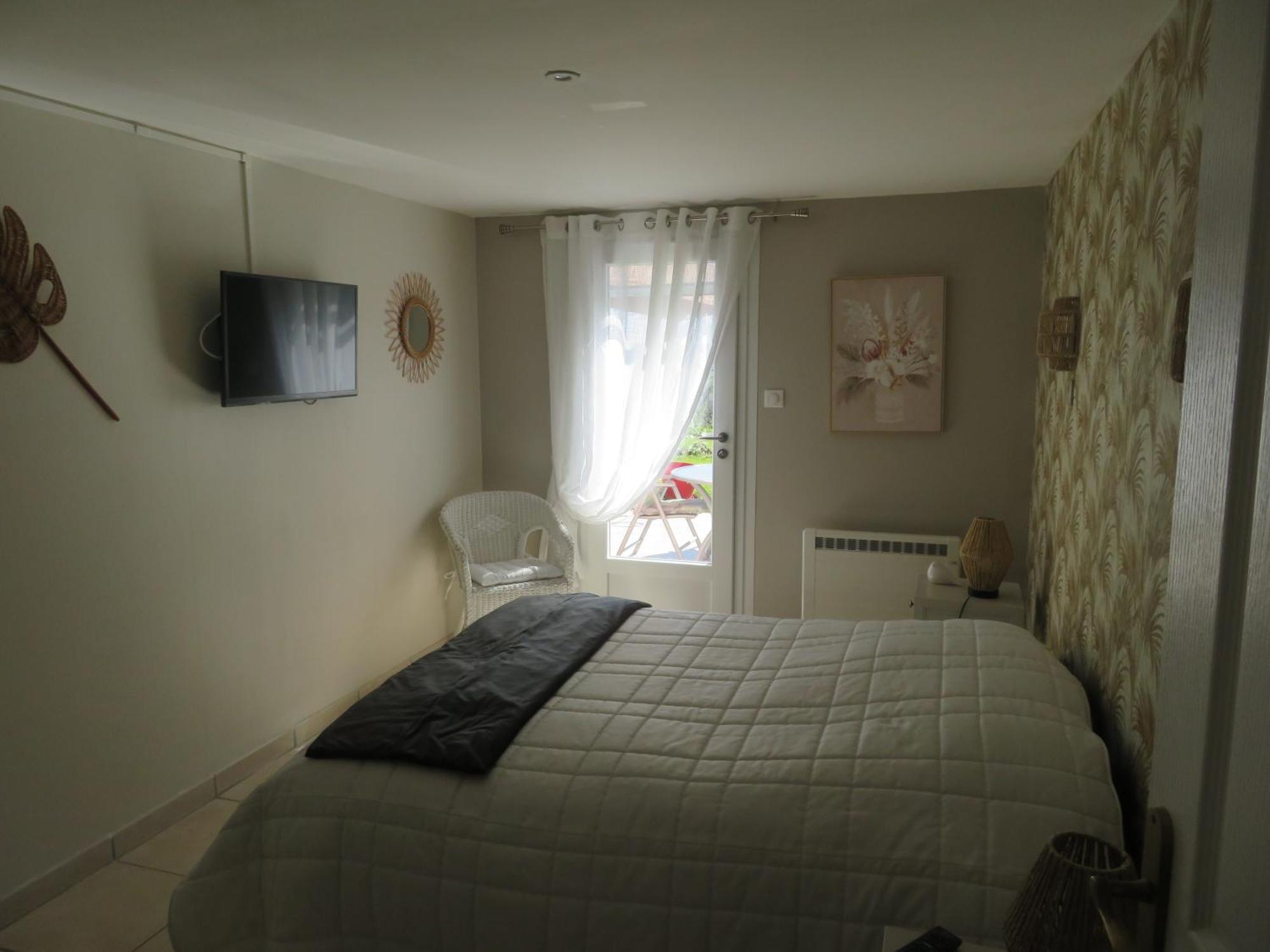 Bed and Breakfast Le Colombie Gouleme Concores Экстерьер фото