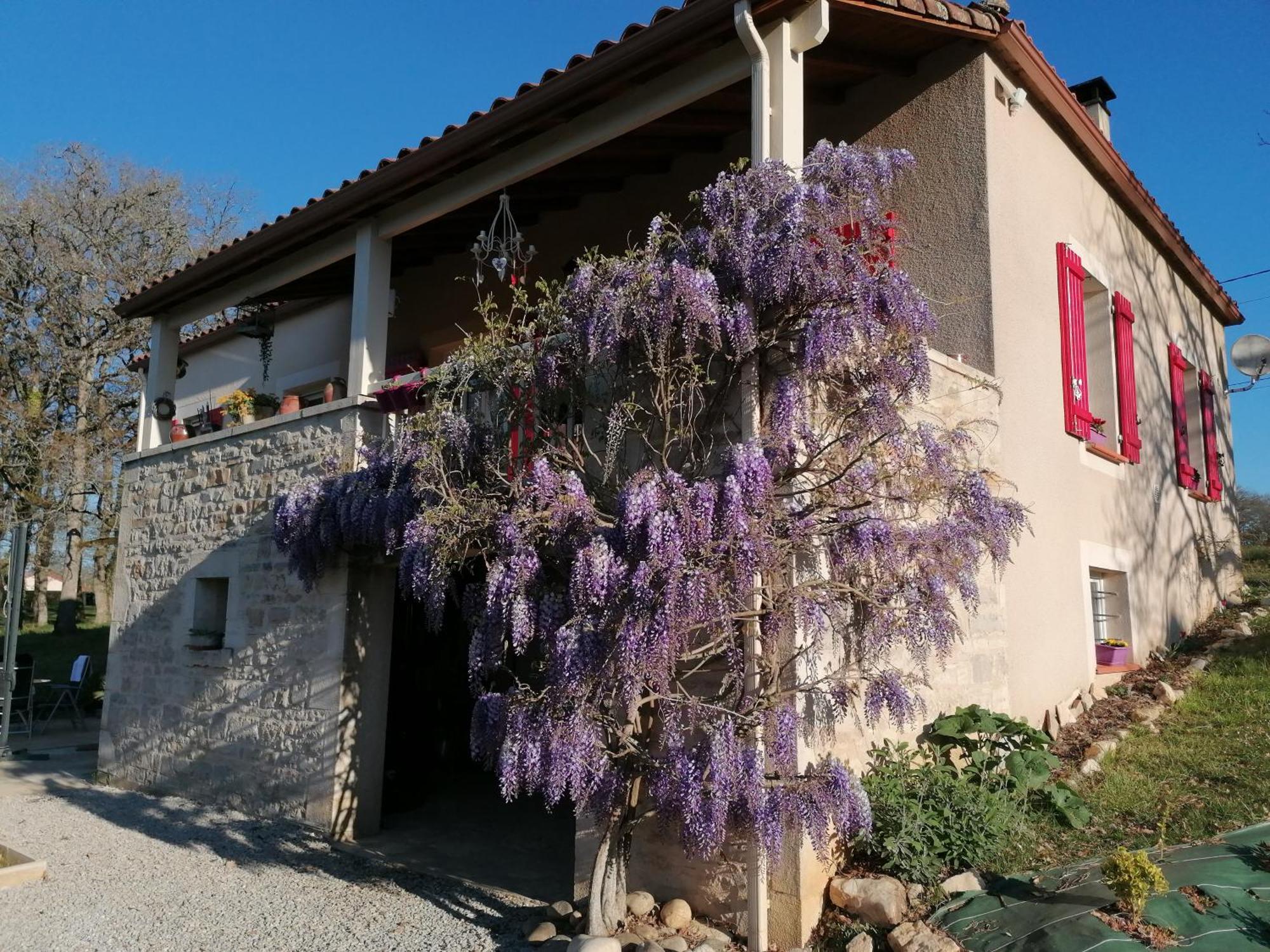 Bed and Breakfast Le Colombie Gouleme Concores Экстерьер фото