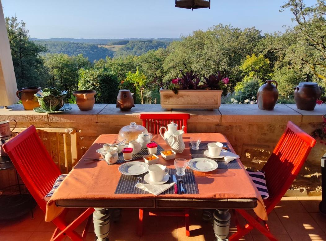 Bed and Breakfast Le Colombie Gouleme Concores Экстерьер фото