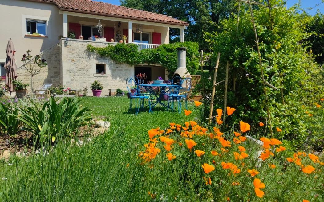 Bed and Breakfast Le Colombie Gouleme Concores Экстерьер фото